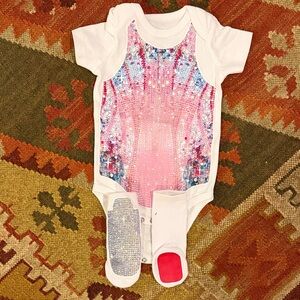 Taylor Swift Lover Bodysuit 0-3m Onsie and Socks